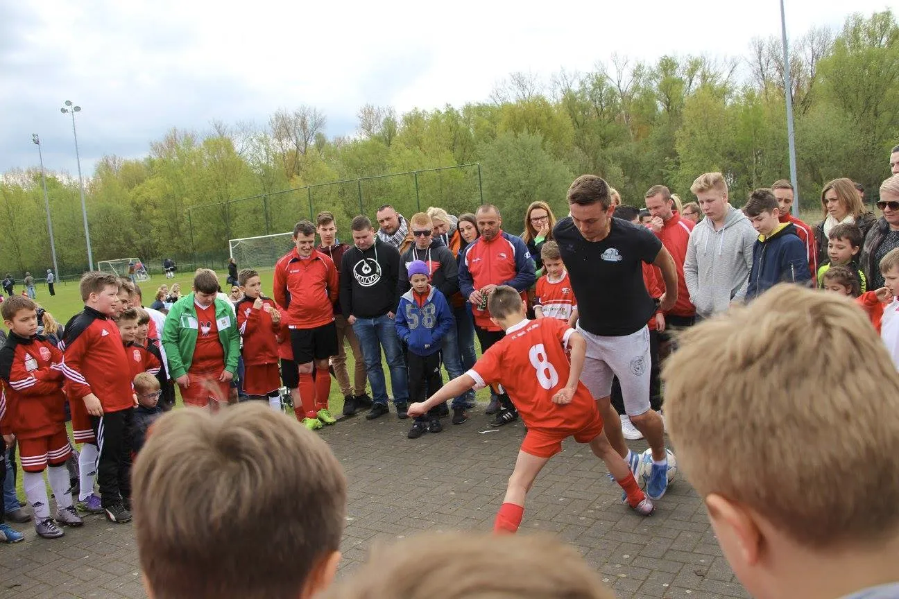 Archieffoto 10 uit Cyprians voetbalverhaal — 2016